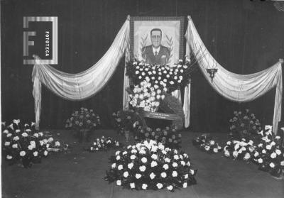 Homenaje a Jacinto E. Calvo. Altar cívico