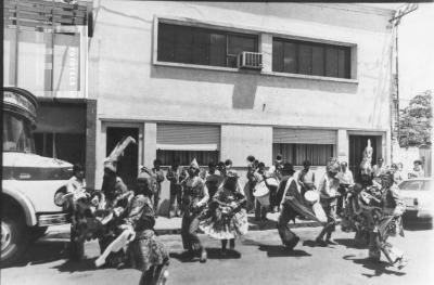 Delegación de Bolivia en visita a San Nicolás, frente a Diario //El Norte//