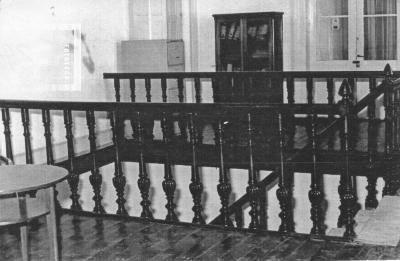 Baranda final escalera acceso a P. A. Hospital San Felipe