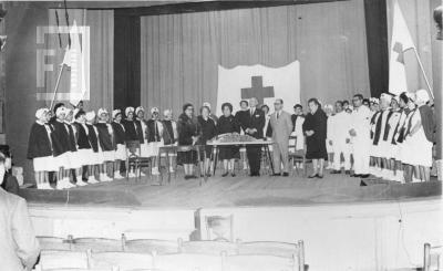 Cruz Roja San Nicolás. Preside el Dr. Pablo Ogallar. Teatro Municipal
