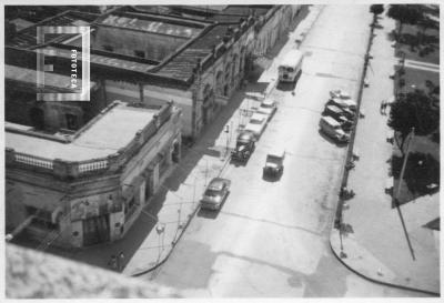 Calle Sarmiento de Mitre hacia Belgrano, desde edificio //Sarmiento//