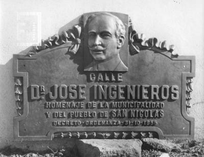 Placa calle José Ingenieros