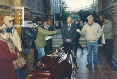 Sepelio de Gregorio Santiago Chervo. Habla el Intendente Pedro Novau.