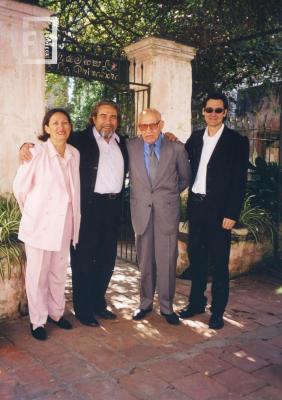 Imposición del nombre al Jardín del Museo. Mirta Chervo, Director de Cultura Elbio Correas, G. S. Chervo y Víctor Sisterna