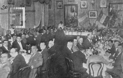 Almuerzo en la Sociedad Francesa al cumplirse un aniversario de la Revolución Francesa