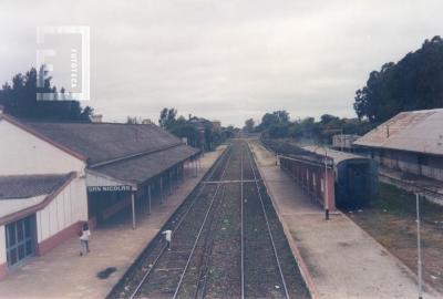 Estación del Ferrocarril Mitre desde el puente