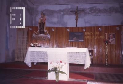 Gral. Rojo. Altar capilla