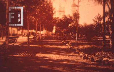 Plaza Mitre, lado G. Nacionales, 1905