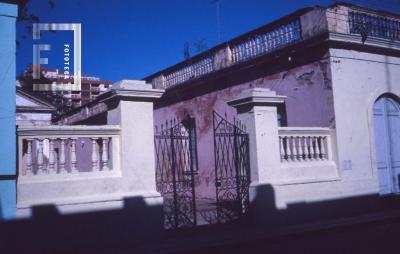 Frente de la Logia Masónica. Calle de la Nación 80, entre Alem y Rivadavia