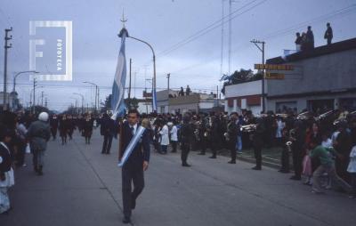 Desfile en Av. Alberdi