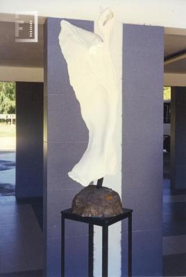 Exposición cerámicas en Estación Terminal de Ómnibus
