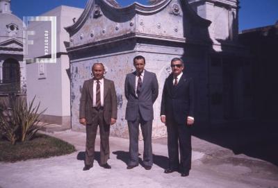 Cementerio. Director Torres, Ing. Lemme y Prof. Duilio Cámpora