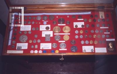Colección Chervo de medallas de Belgrano, donadas al Museo