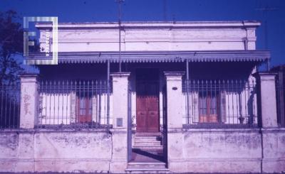 Maipú entre Ameghino y España. Casa que perteneció a la Flia. Landa