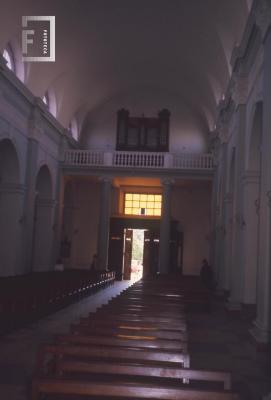 Catedral, nave y órgano