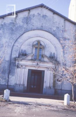 La Emilia, frente Capilla
