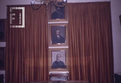 Museo Municipal. Sala Municipalidad, cortinados