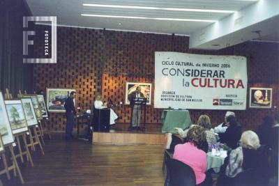 Auditorio Municipal. Café Literario, muestra de Burgos y entrega premios //Emma Mosto//