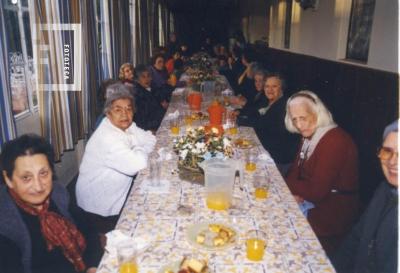 Hogar Vicentino, abuelas en comedor