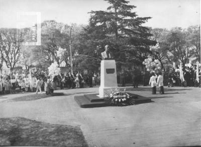 Acto en Plaza Sarmiento
