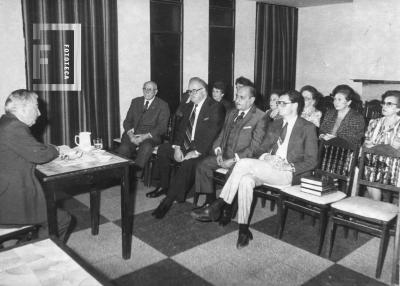 Disertación del Prof. Duilio Cámpora sobre //Moreno y Belgrano y su influencia en la cultura rioplatense//.