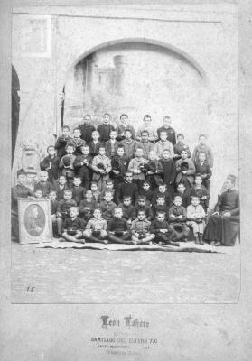 Grupo de niños Colegio Don Bosco