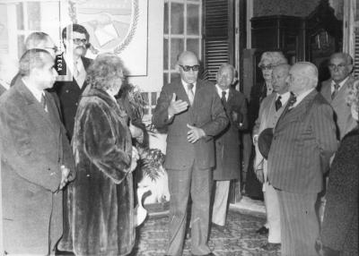 G. S. Chervo recibiendo visitantes en el Museo Municipal
