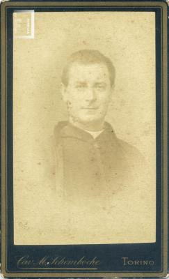 Retrato de sacerdote