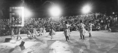 Danza en el Anfiteatro Municipal. I Festival de los Barrios