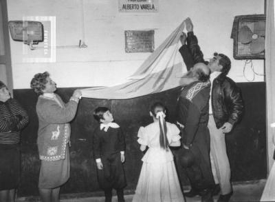 Placa recordatoria en homenaje a Don Justo López en Centro Tradicionalista