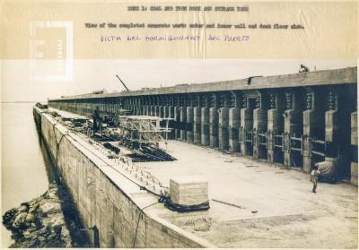 Vista del hormigonado del puerto
