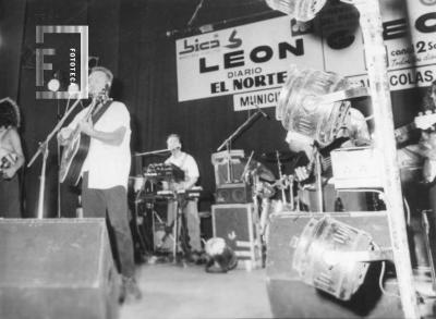 León Gieco en el Teatro Municipal Rafael de Aguiar