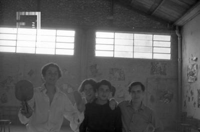 Integrantes del Grupo Ateneo Catedral en instalaciones calle Guardias Nacionales junto a la iglesia