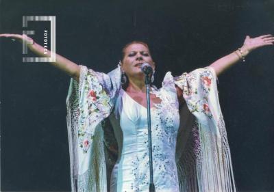 Carmen Flores en el Teatro Municipal //Lola… la leyenda//