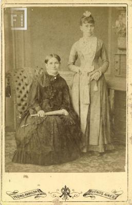 Dos damas