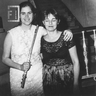 Lorena Barile y la concertista rosarina Alicia Belleti