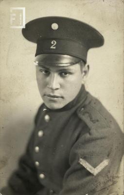 Retrato de joven militar