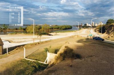 Costanera vista desde Viale hacia el Este