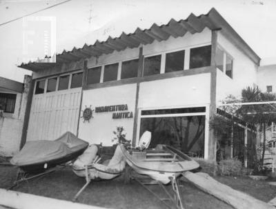 Bonaventura Náutica, Avenida Costanera