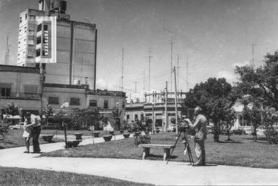 Plaza Mitre con fotógrafo