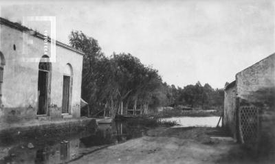 Calle G. Nacionales pasando Guruciaga. Creciente del año 1929