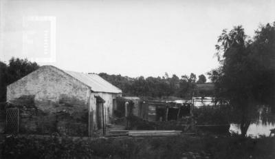 Rancho ubicado en calle Sarmiento y Guruciaga