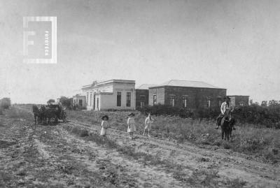 Calle Rivadavia y el Lazareto (Luego Hospital Regional y cuartel de Bomberos)