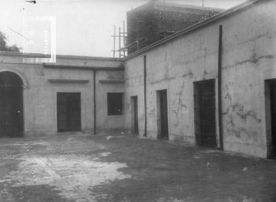 Patio de la casa de calle Francia 68, donde nació el poeta Horacio Rega Molina