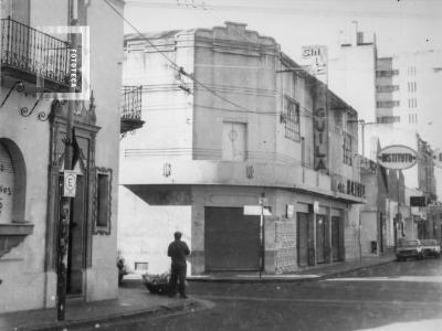Mitre y Francia. Cine //El Aguila//