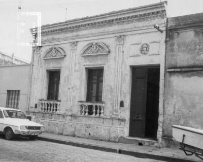 Casa de Lavalle 141, San Nicolás, en que el intendente Goiburú asesinó y enterró en un pozo a Josefa Gorrochategui de Aguirre en 1897