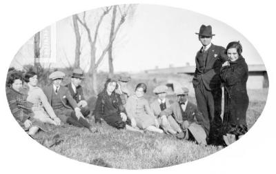 Grupo en La Emilia, con alumnos Col. Nacional