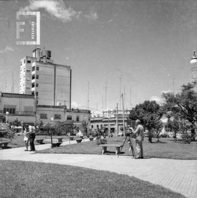 Plaza Mitre con fotógrafo