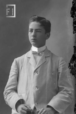 Dr. Ruiz Huidobro