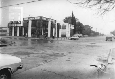 Ferretería Principiano, esquina Sur de Falcón y Morteo